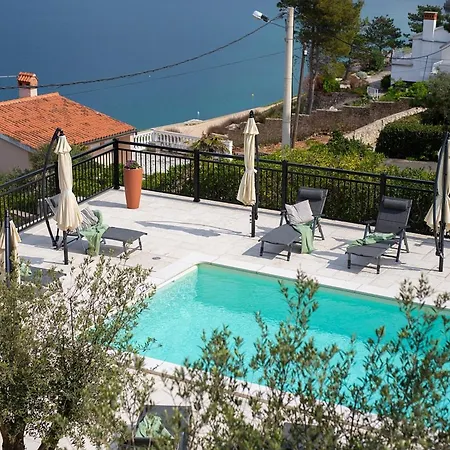 Sea Queen Villa