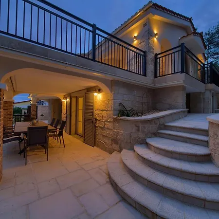 Villa Sea Queen