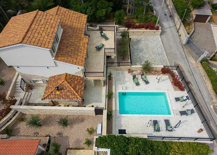 Sea Queen Villa